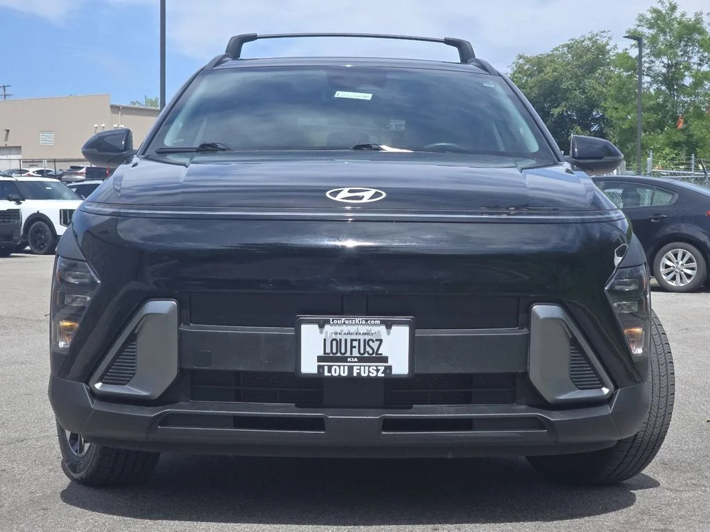 Used 2024 Black Hyundai SEL image 11