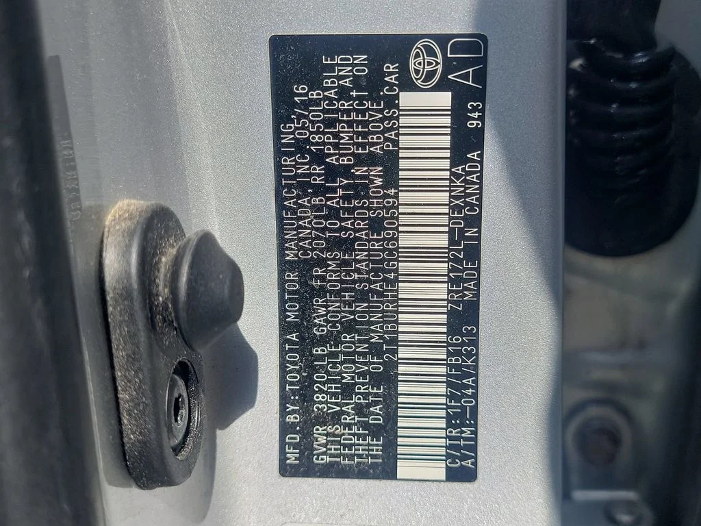 Used 2016 Silver Toyota LE Plus image 15