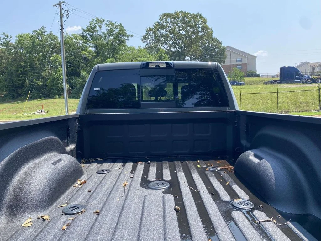 New 2026 Ceramic Gray Clear-Coat Exterior Paint RAM Big Horn image 38