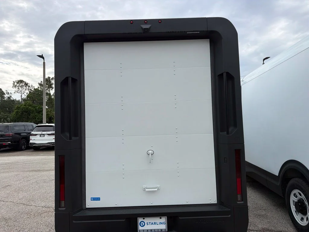 Used 2024 White BrightDrop Cargo image 11