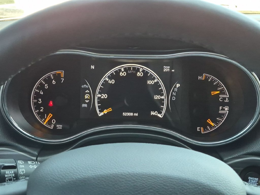 Used 2022 White Jeep Laredo X image 14