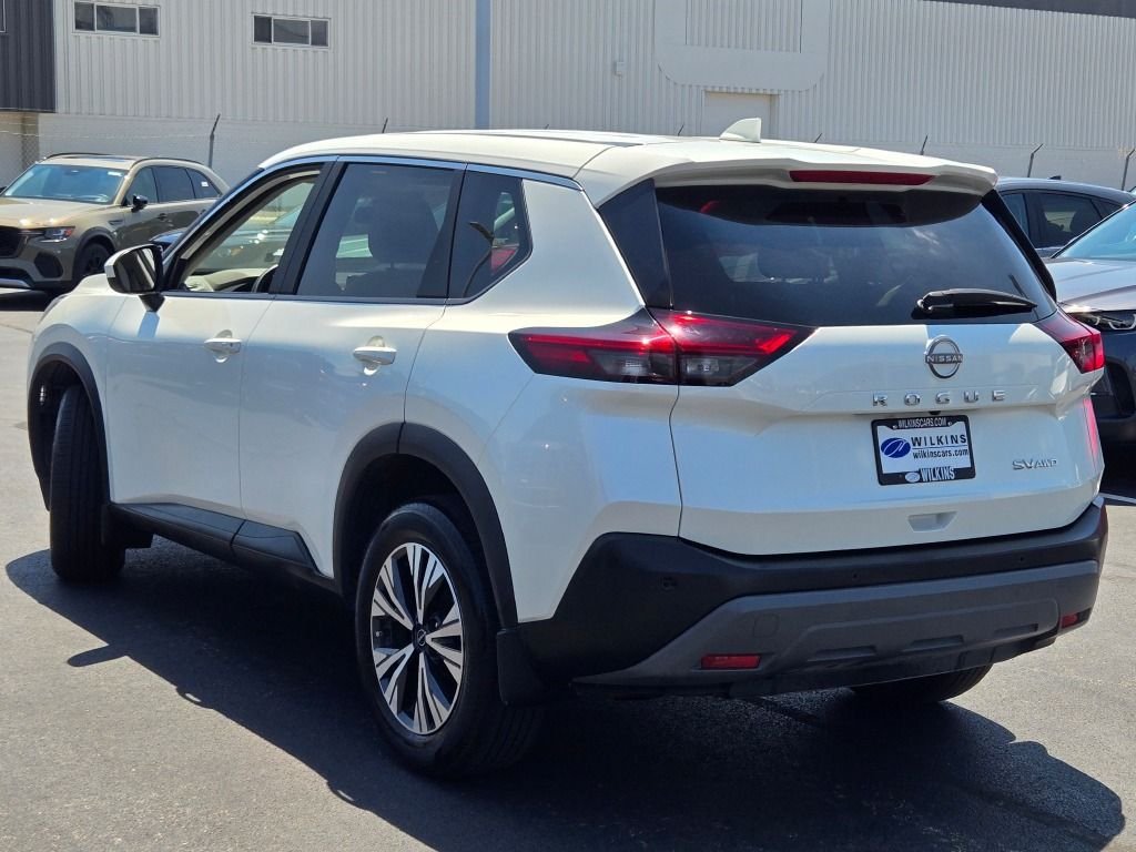 Used 2023 Pearl White Nissan SV image 14