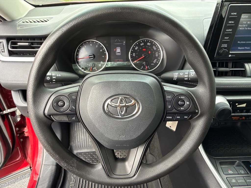 Certified Used 2021 Pearl Toyota LE image 14