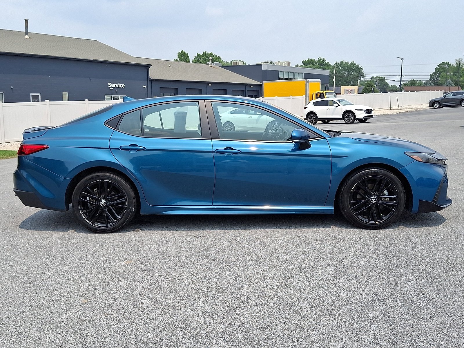 Used 2025 Ocean Gem   795 Toyota SE image 8