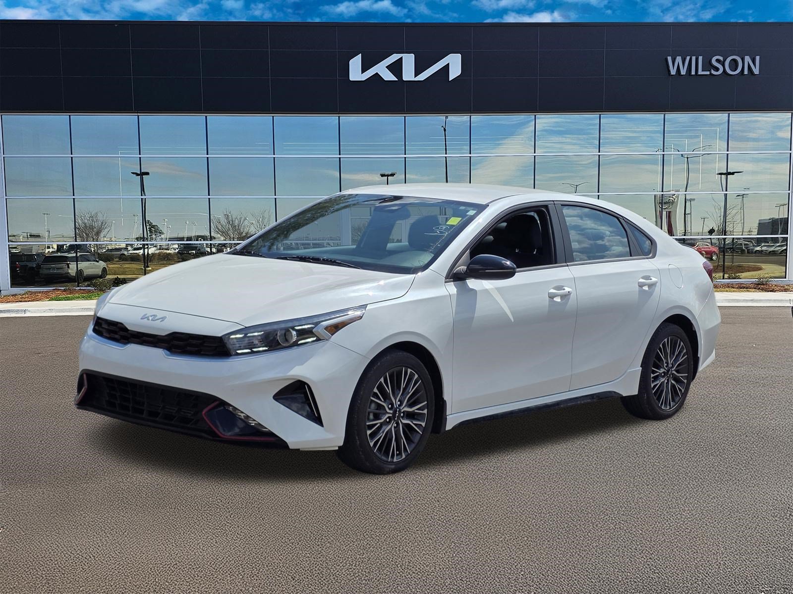 Used 2023 Snow White Pearl Kia GT-Line image 7