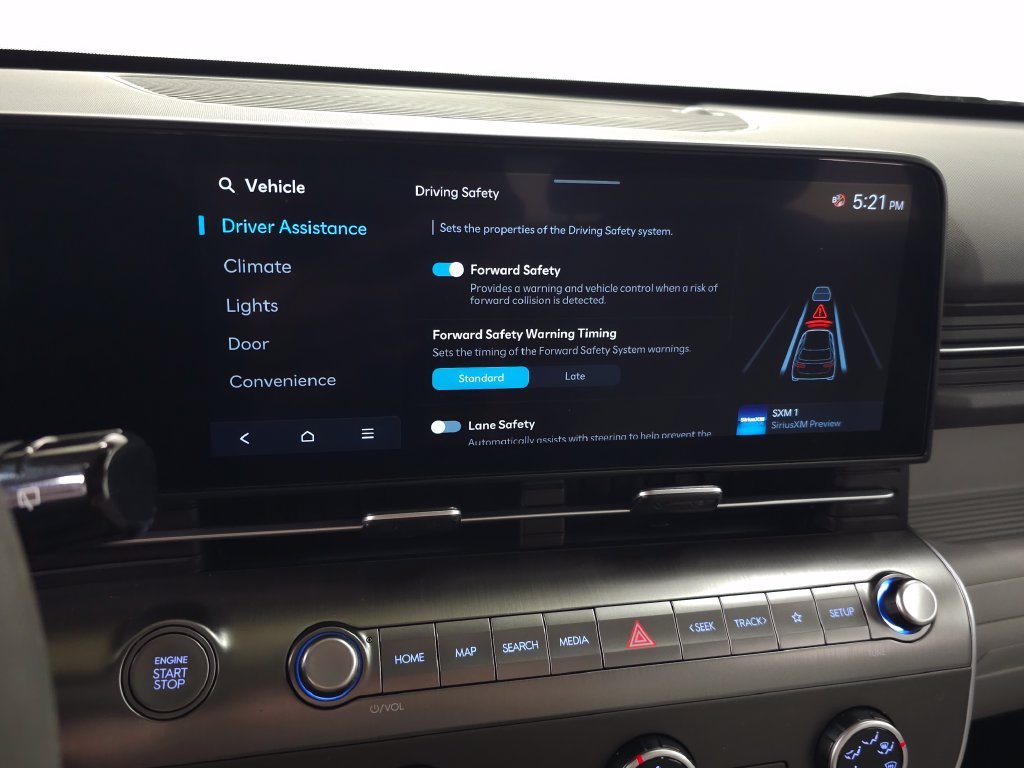 2025 Hyundai Kona SE - Photo 23