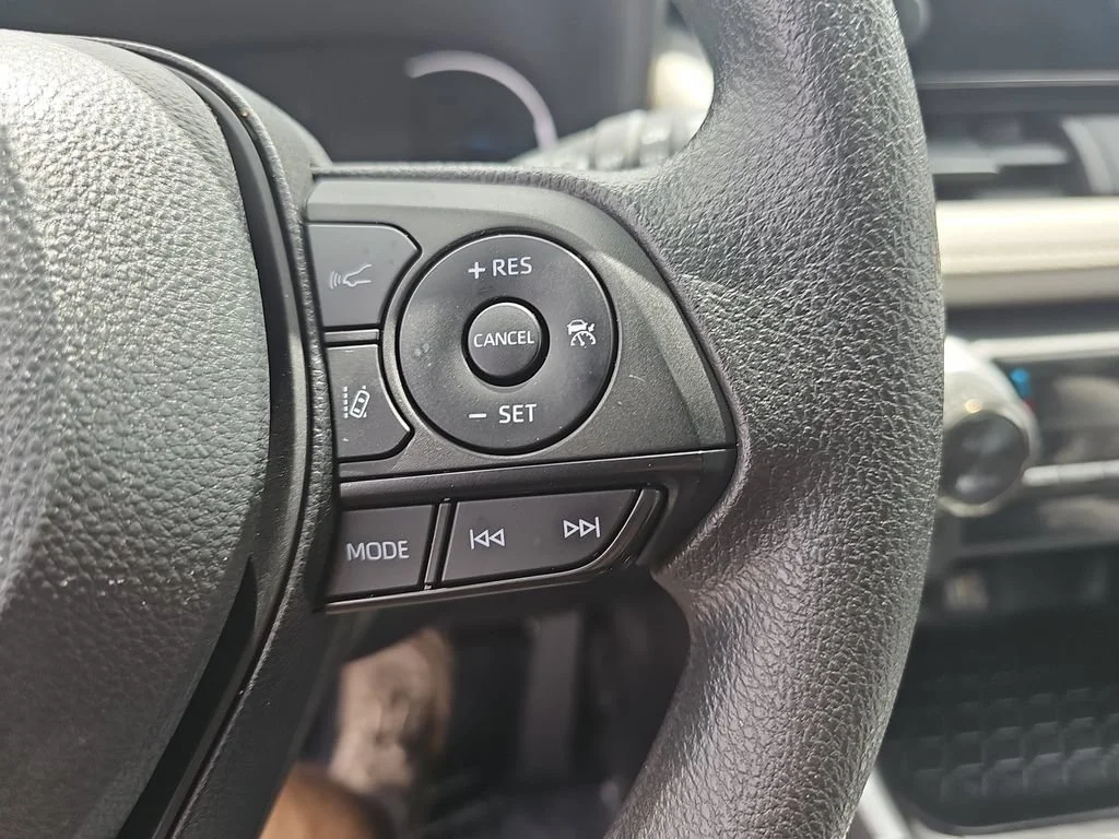 Used 2024 Silver Toyota Hybrid XLE image 23