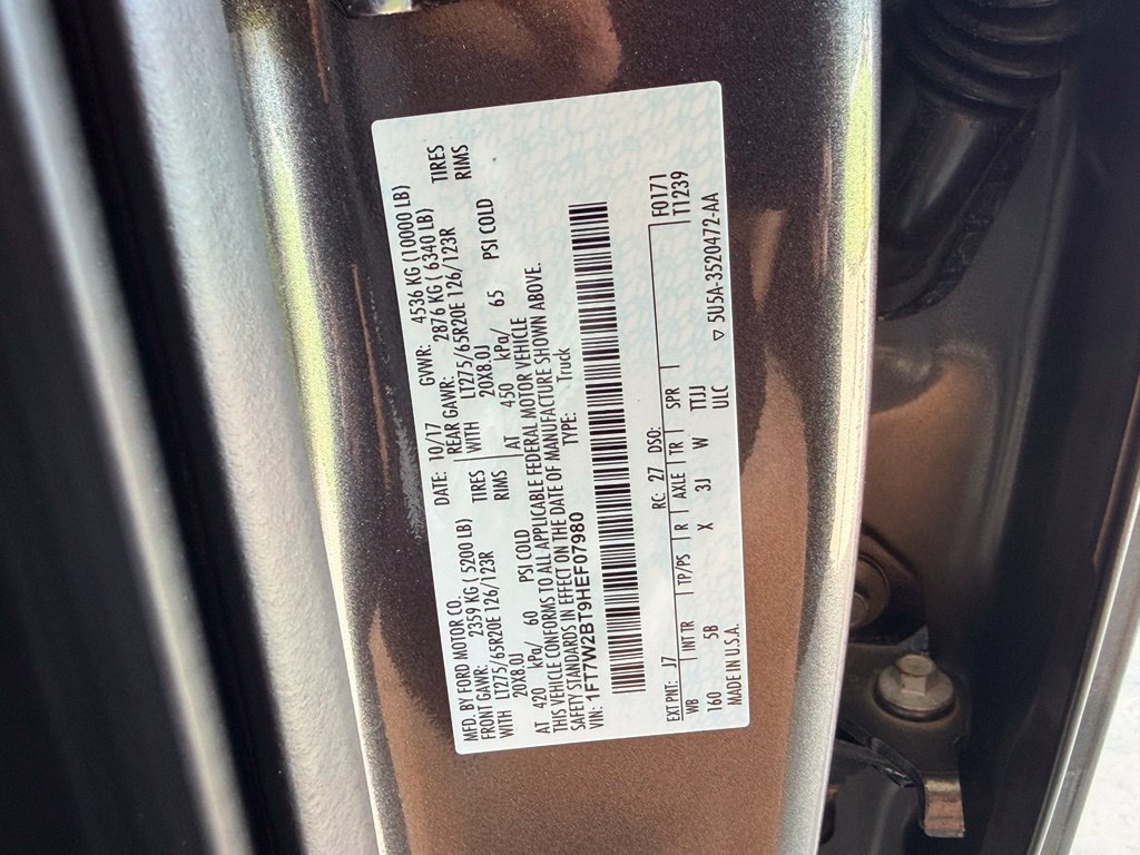 Used 2017 Gray Ford Lariat image 39