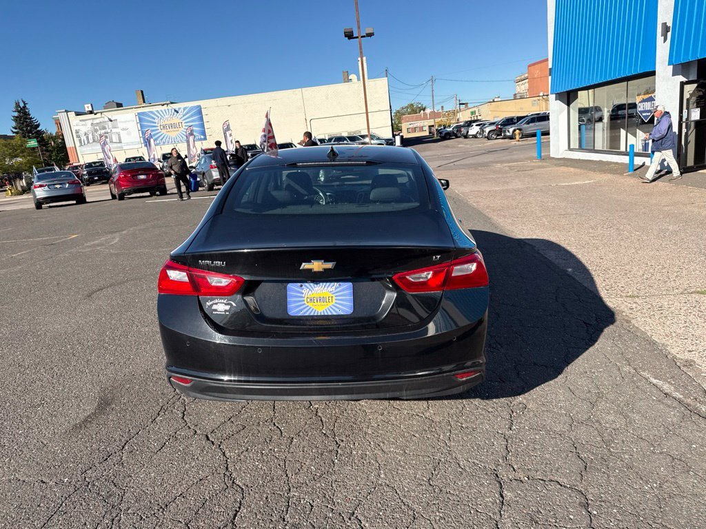Used 2024 Mosaic Black Metallic Chevrolet 1LT image 13
