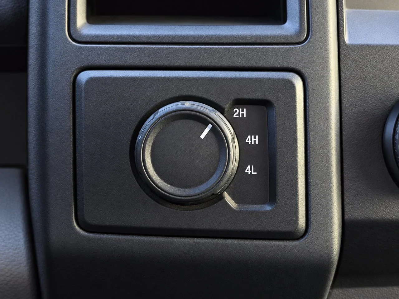 Used 2019  Ford  image 21