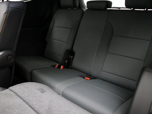 2026 GMC Acadia AT4 - Photo 12