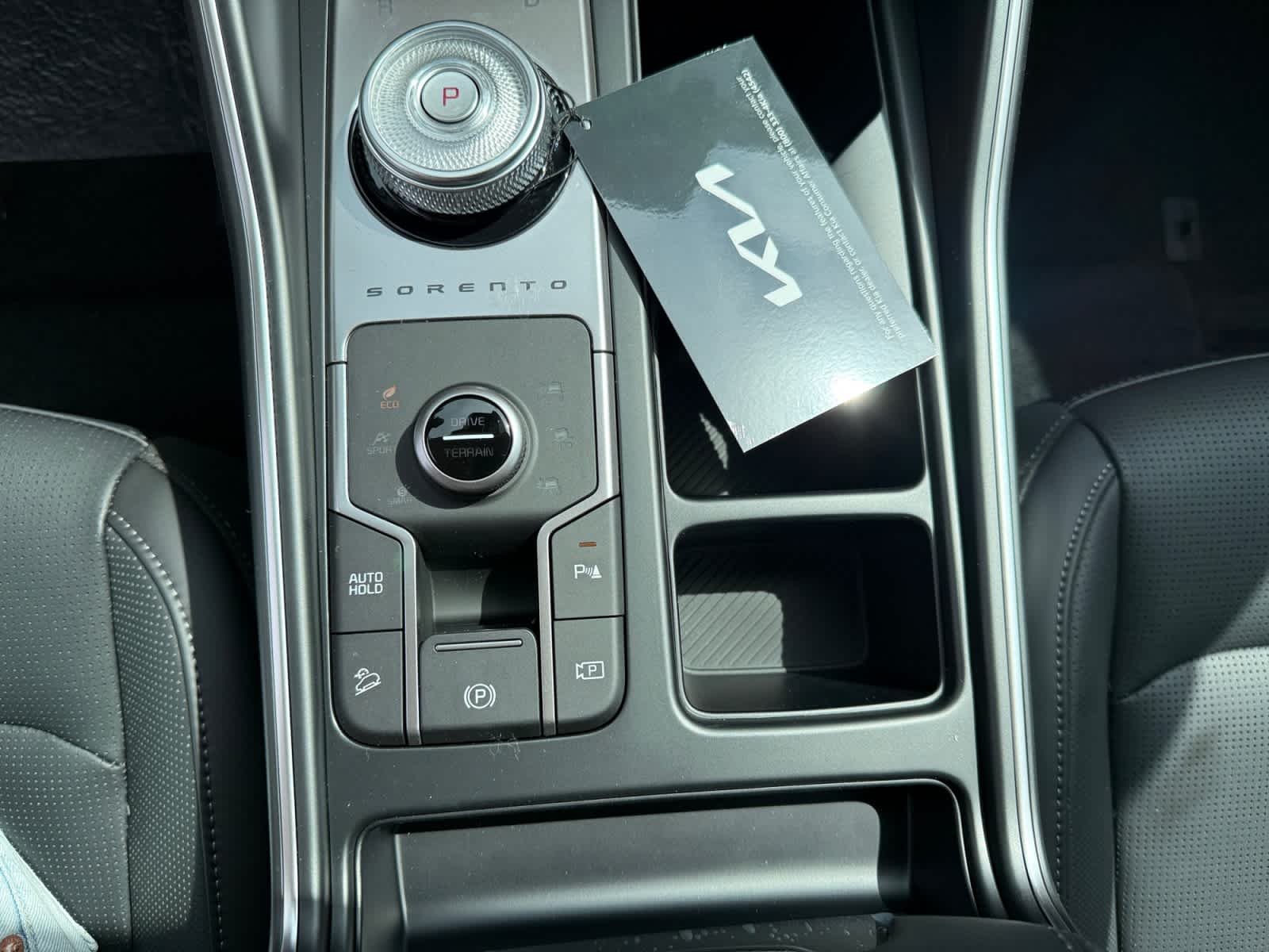 New 2026 Snow White Pearl Kia EX image 19