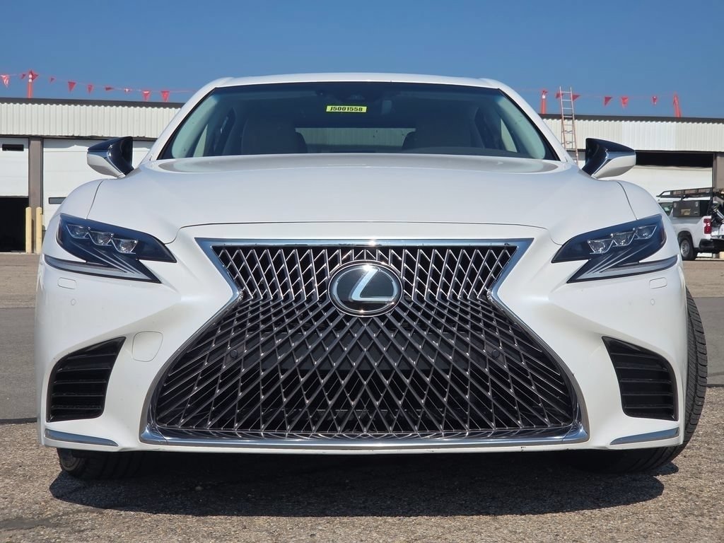 Used 2018 White Pearl Lexus 500 Base image 3