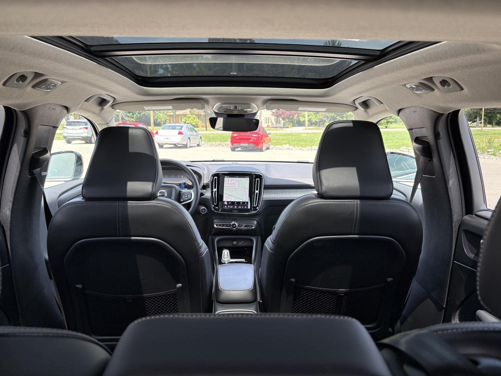Used 2023 Thunder Grey Metallic Volvo Plus Dark Theme image 13