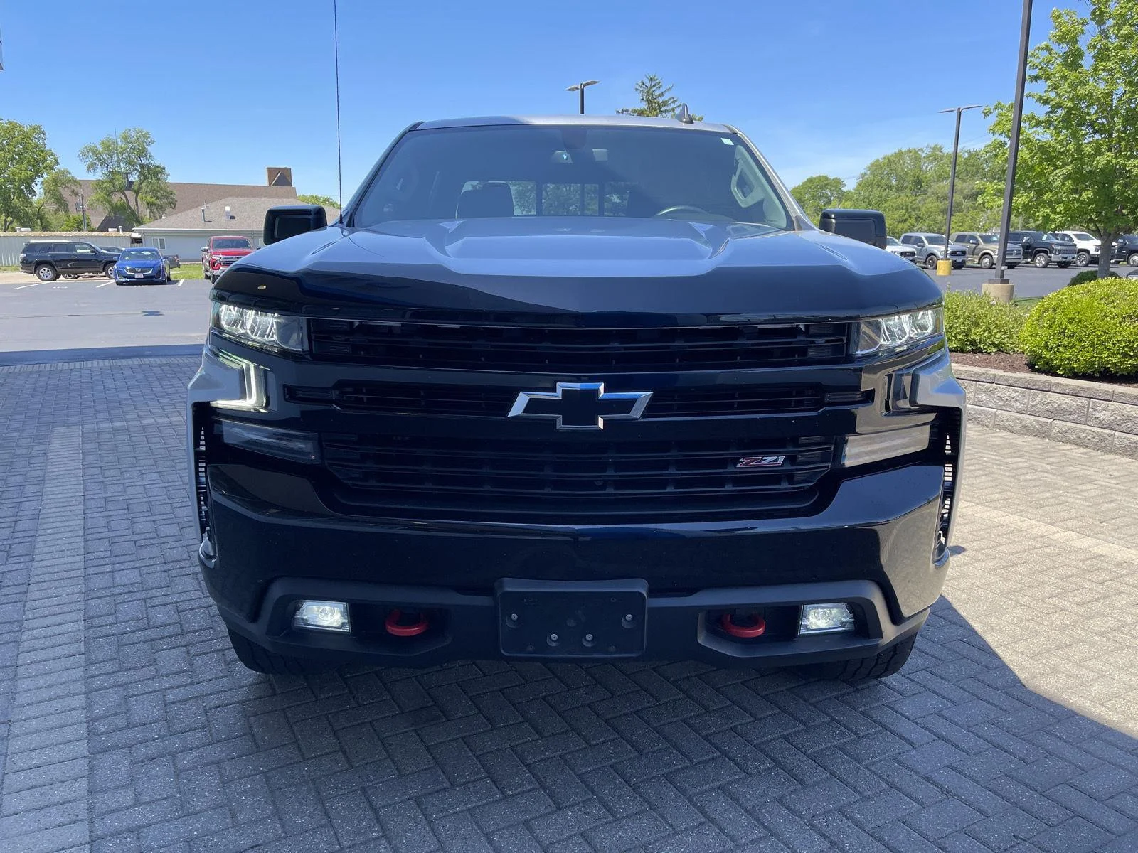 Used 2021 SILVER ICE METALLIC Chevrolet LT Trail Boss image 8