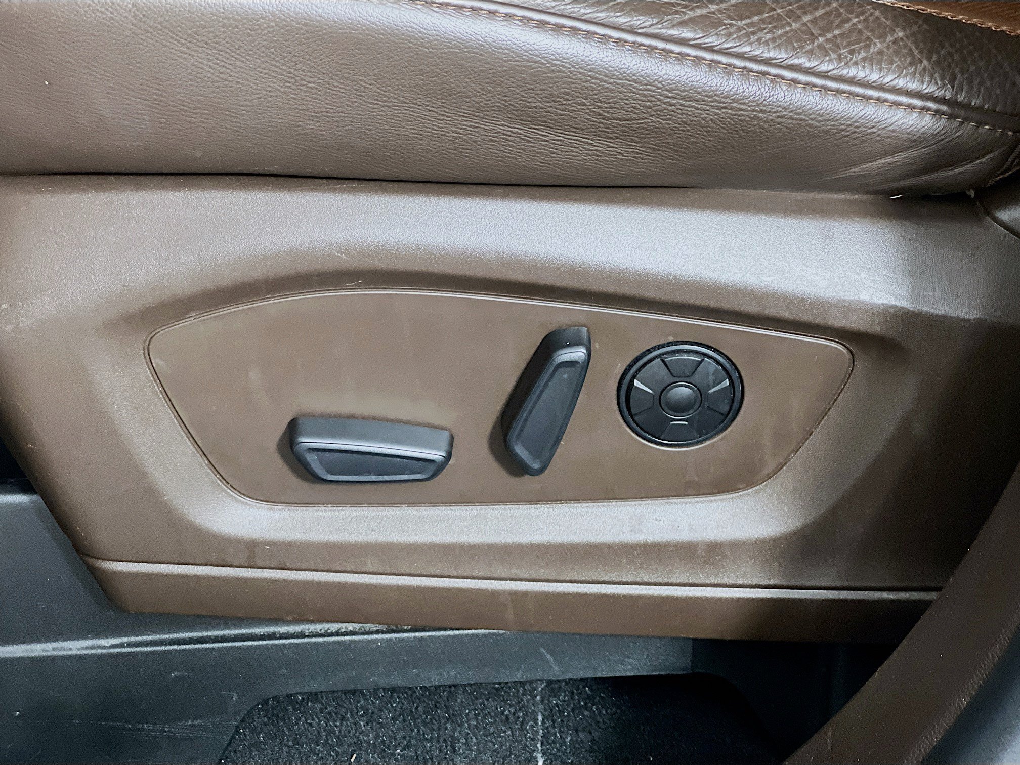 Used 2022 White Ford KING RANCH image 11