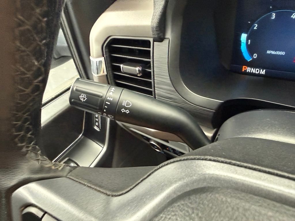 Used 2025 Silver Ford XLT image 44