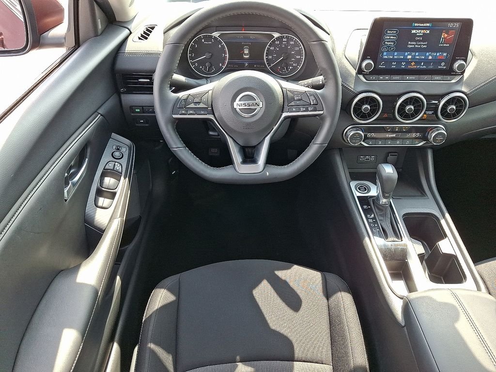 Used 2023 Rosewood Metallic Nissan SV image 12