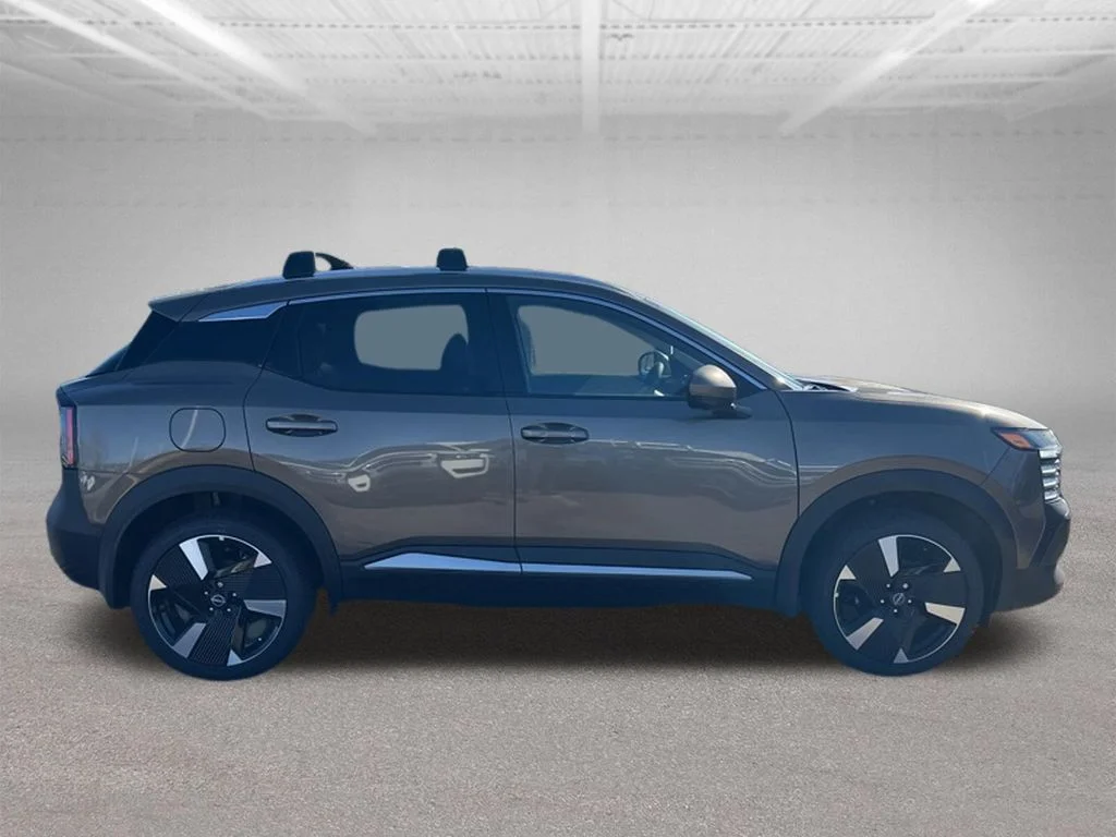 New 2025 Canyon Bronze Metallic Nissan SR image 5