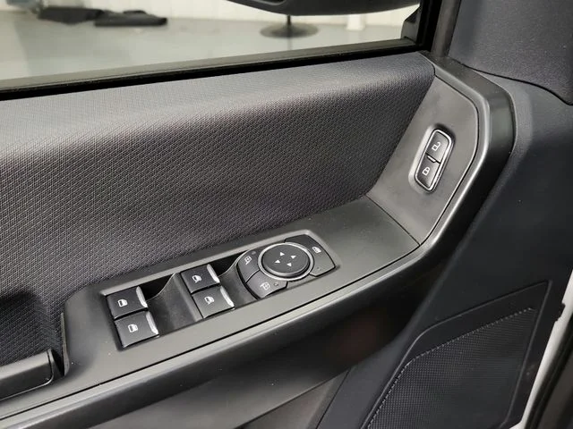 Used 2025  Ford STX image 27