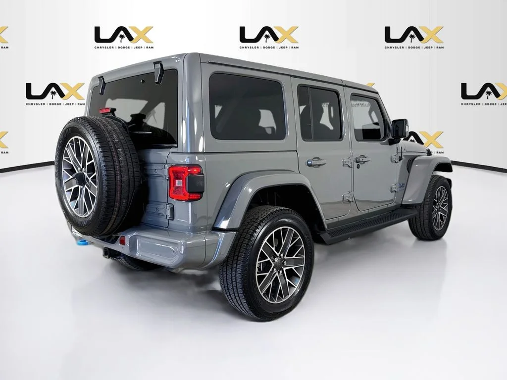 Used 2023 Gray Jeep Sahara 4xe image 7