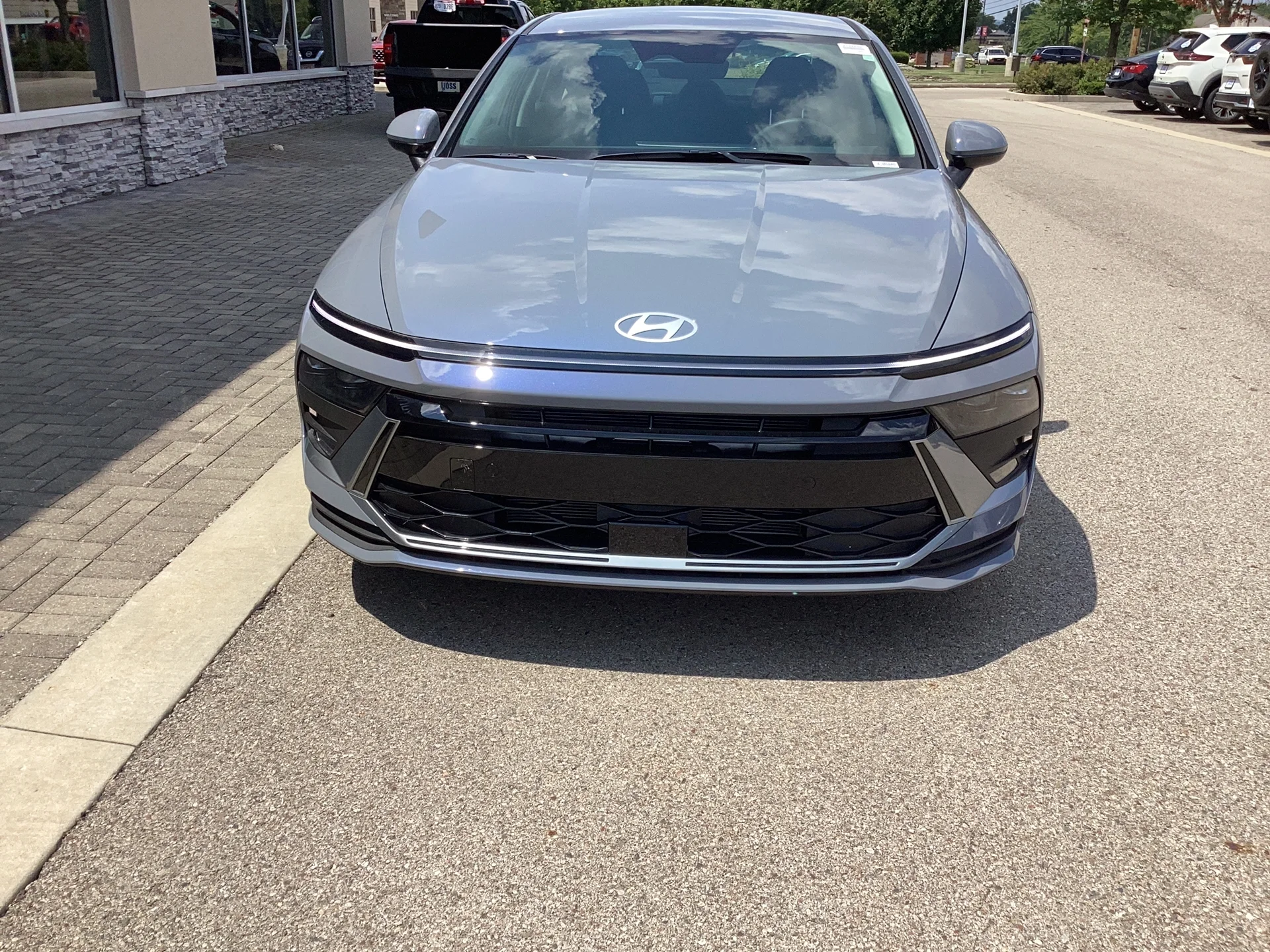 Certified Used 2026 Transmission Blue Pearl Hyundai SE image 9