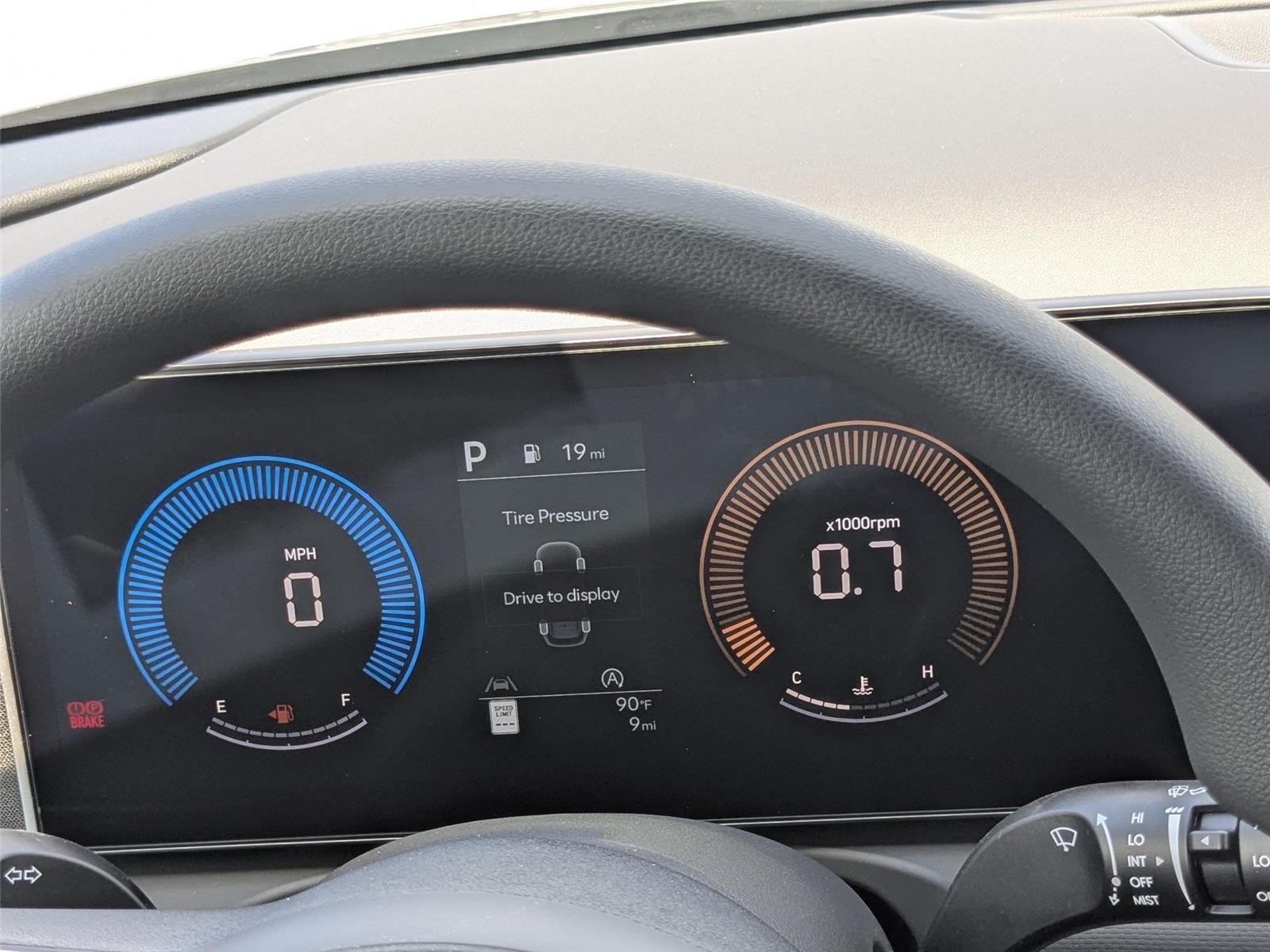 New 2026 ECOTRONIC GRAY HYUNDAI SEL FWD image 13