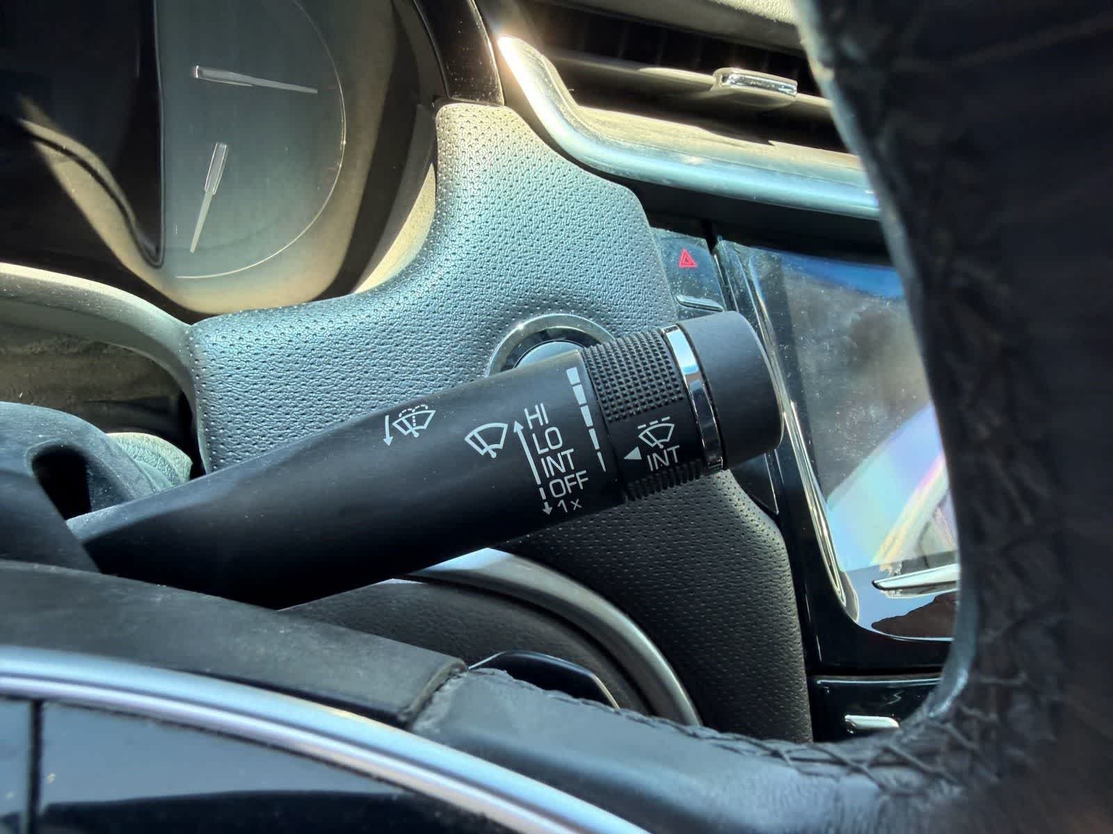 Used 2019 Radiant Silver Metallic Cadillac Luxury image 13