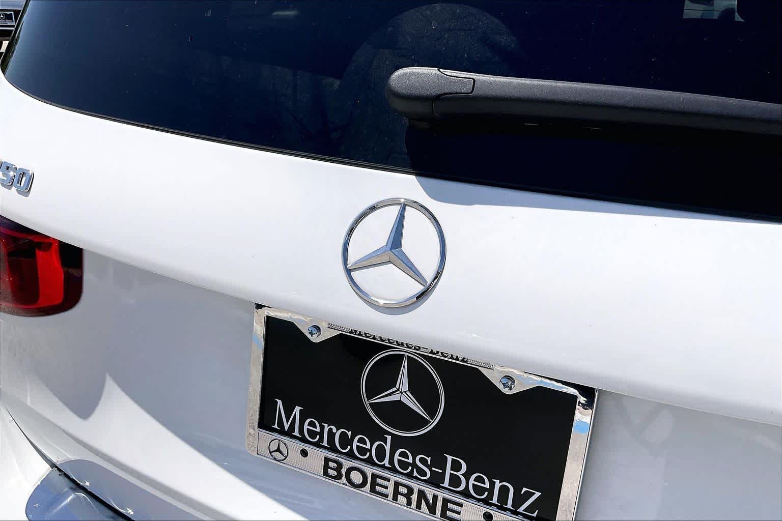 Used 2024 Polar White Mercedes-Benz GLB 250 image 29