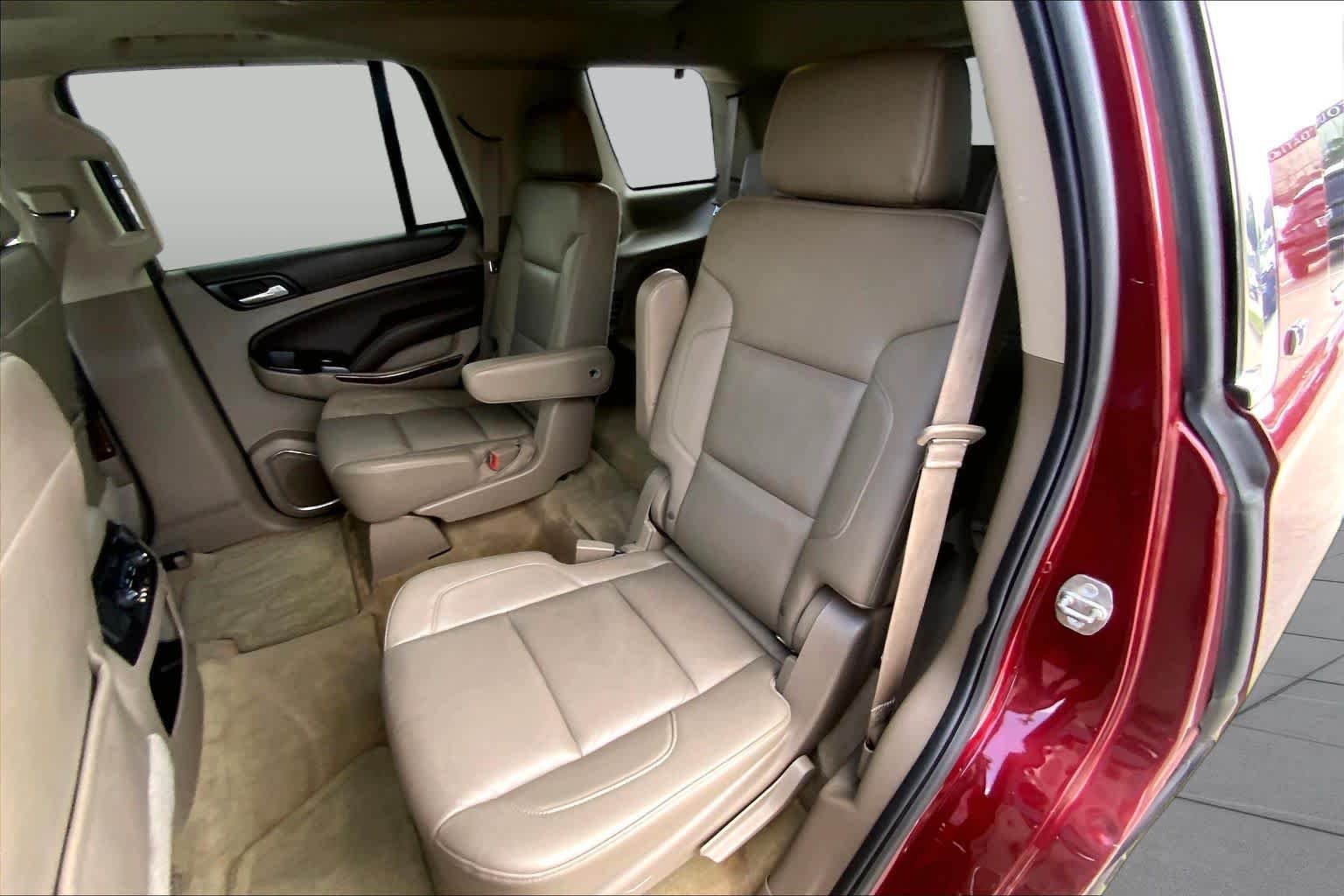 Used 2016 SIREN RED TINTCOAT Chevrolet LT image 20