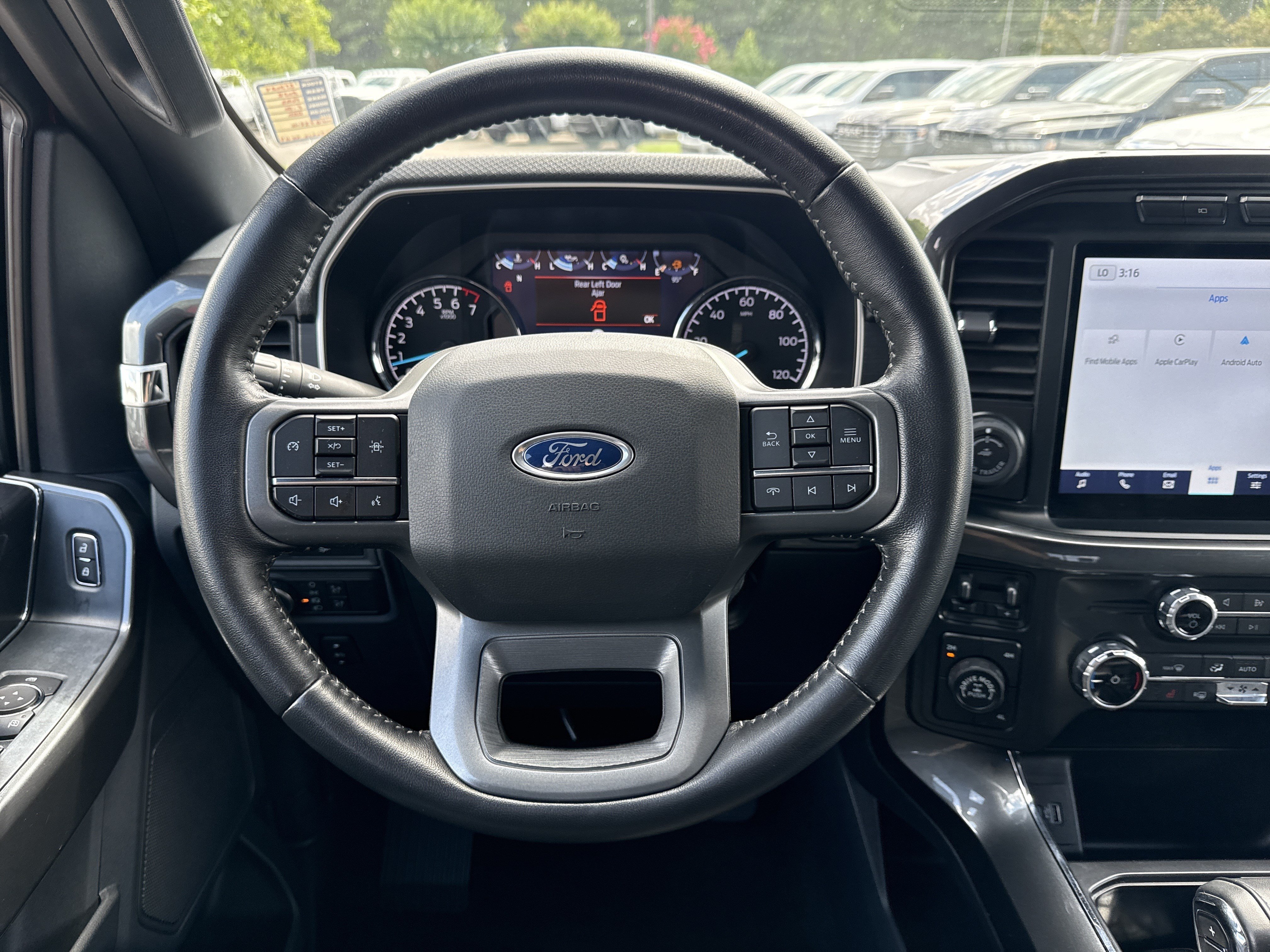 Used 2022 Red Ford XLT image 23