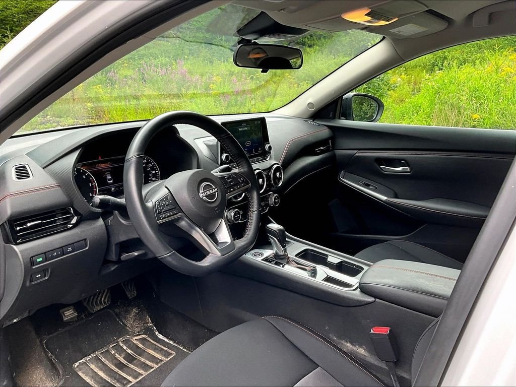 Used 2024 White Nissan SR image 7