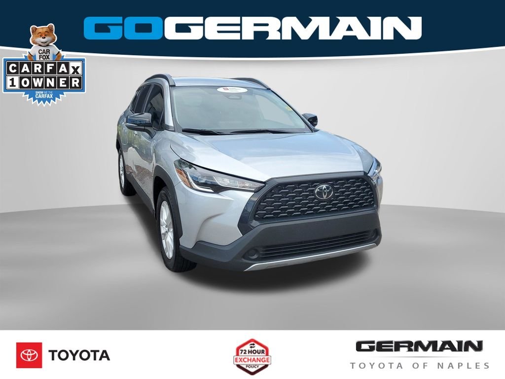 Used 2025 Silver Toyota LE image 5
