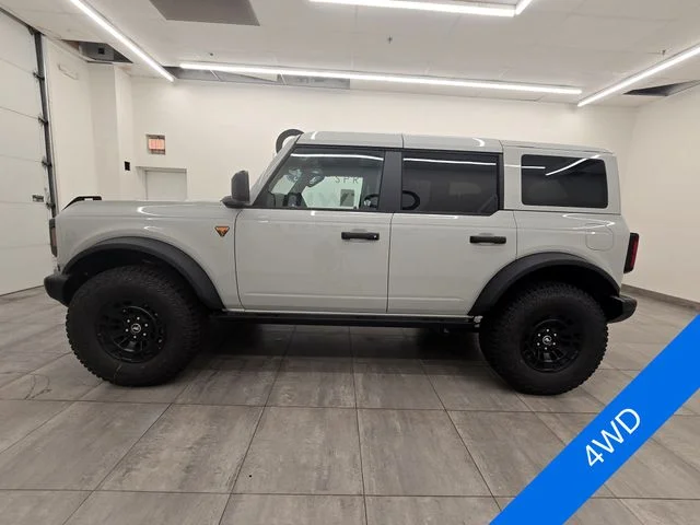 New 2026 Avalanche Gray Ford Badlands® image 2