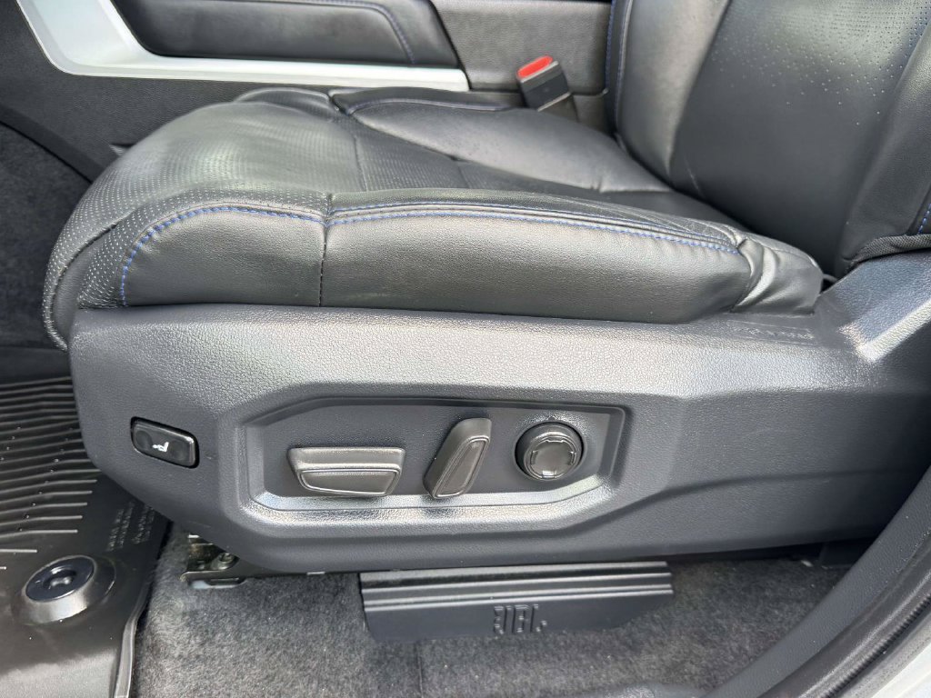 Used 2025 Silver Toyota Platinum image 20