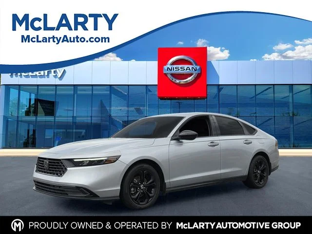 Used 2025  Honda SE image 1