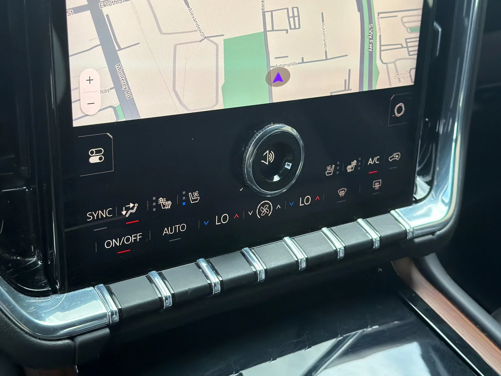 Used 2025 Sterling Metallic GMC Denali image 23