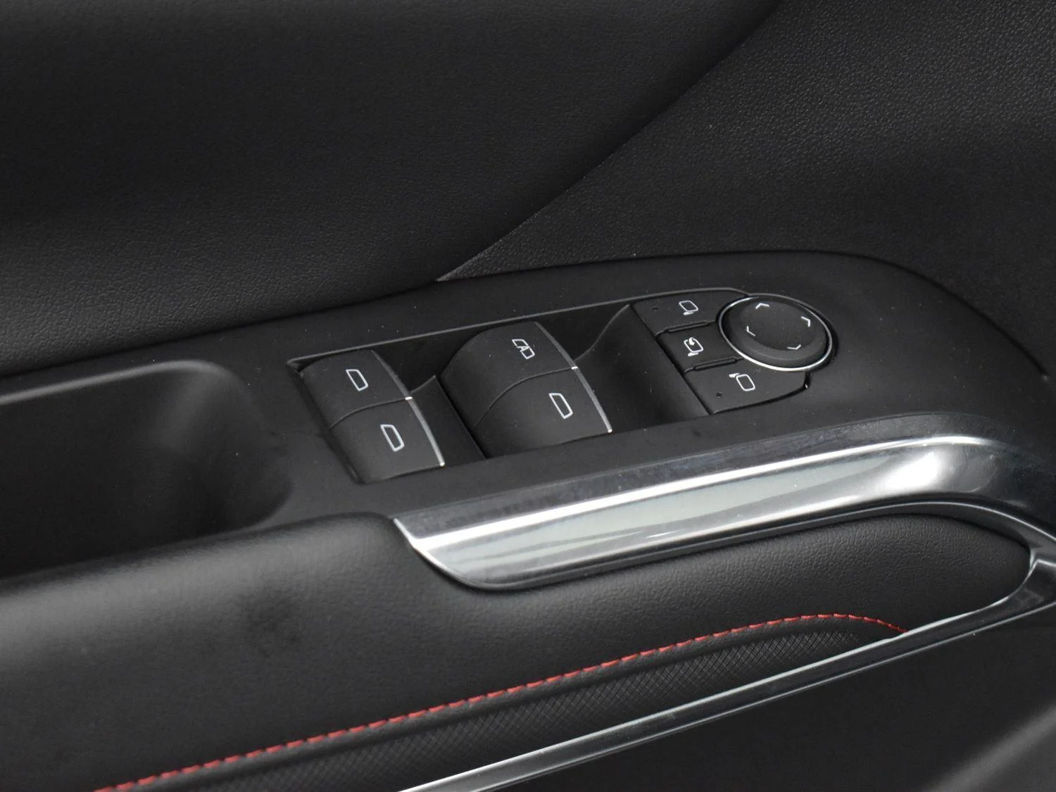 Used 2024 Sterling Gray Metallic Chevrolet RS image 14