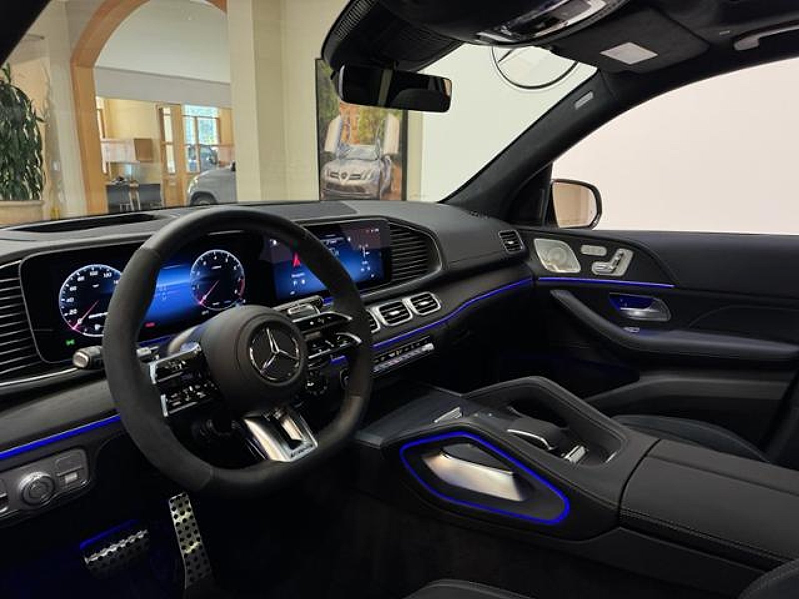 Certified Used 2025 Polar White Mercedes-Benz S 4MATIC®+ image 12