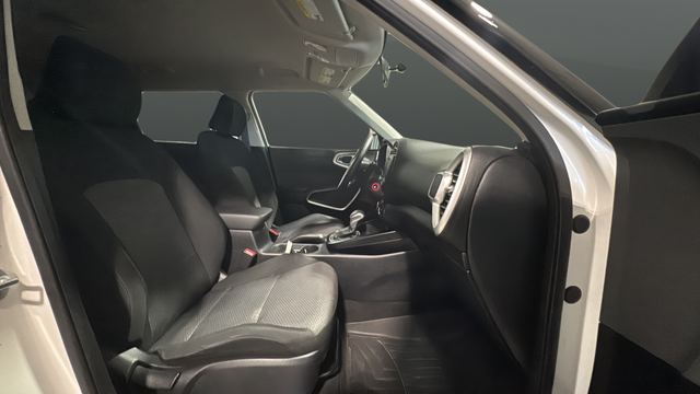 Used 2020 Snow White Pearl Kia LX image 23