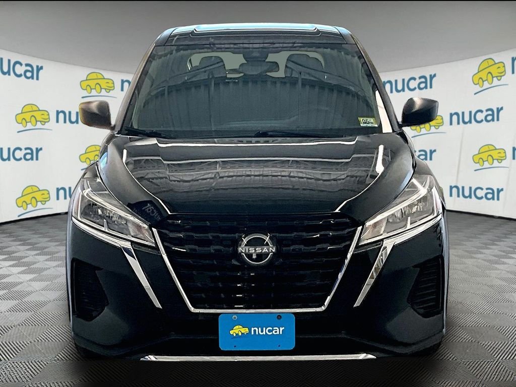 Used 2022 Super Black Nissan S image 2