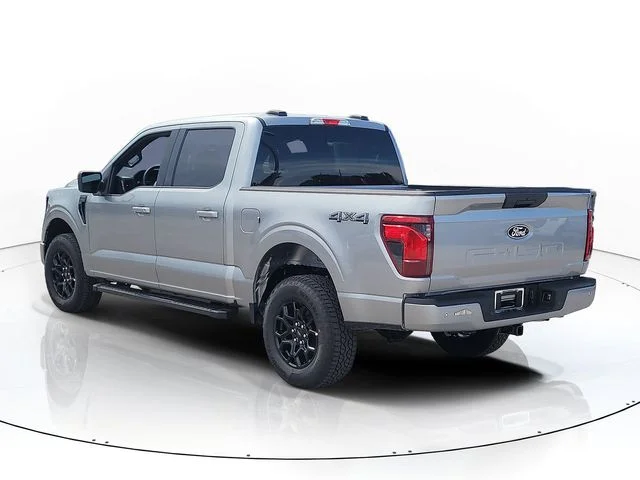New 2026 Silver Metallic Ford XLT image 7