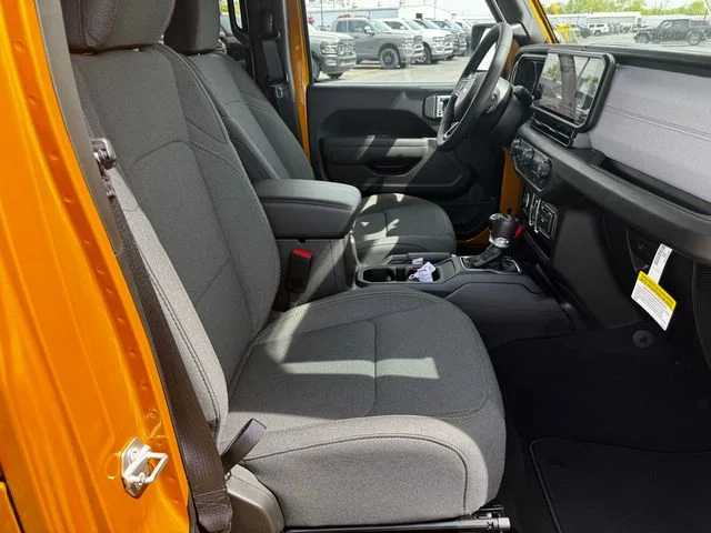 New 2026 Goldilocks Exterior Paint Jeep Sport S image 14