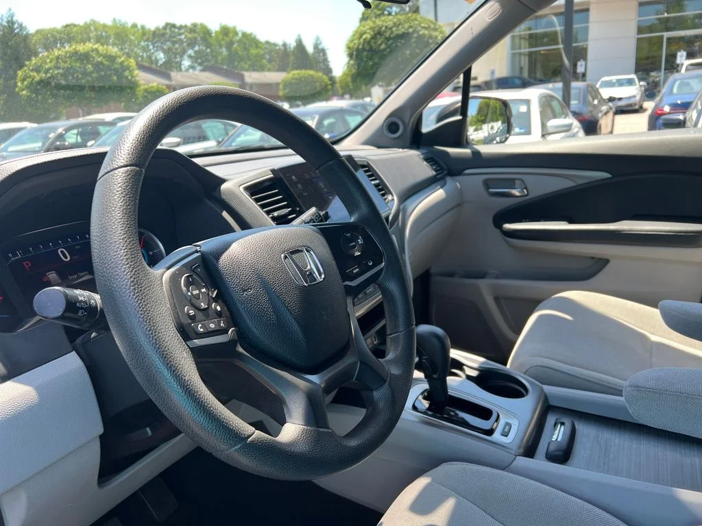 Used 2020 Gray Honda EX image 7