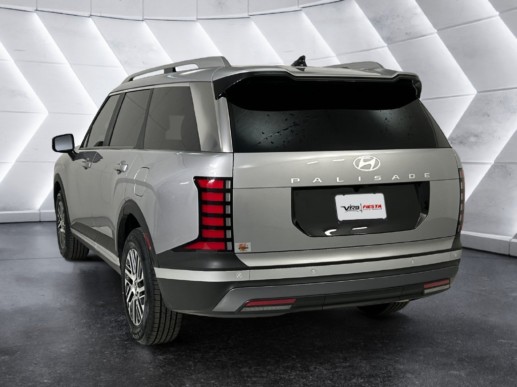 Used 2026 Silver Hyundai SEL Convenience image 6