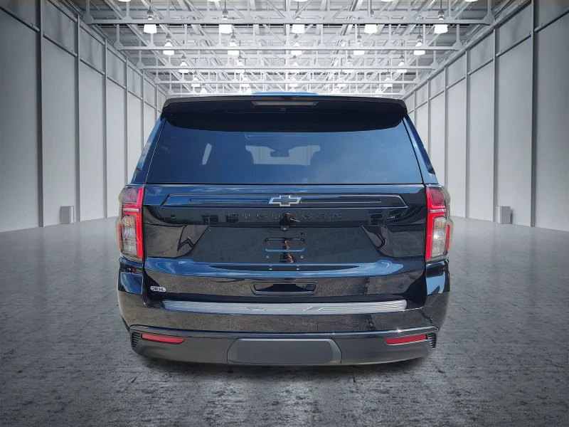 Used 2024 Black Chevrolet Z71 image 12