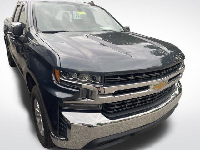 Used 2020 Gray Chevrolet LT image 11