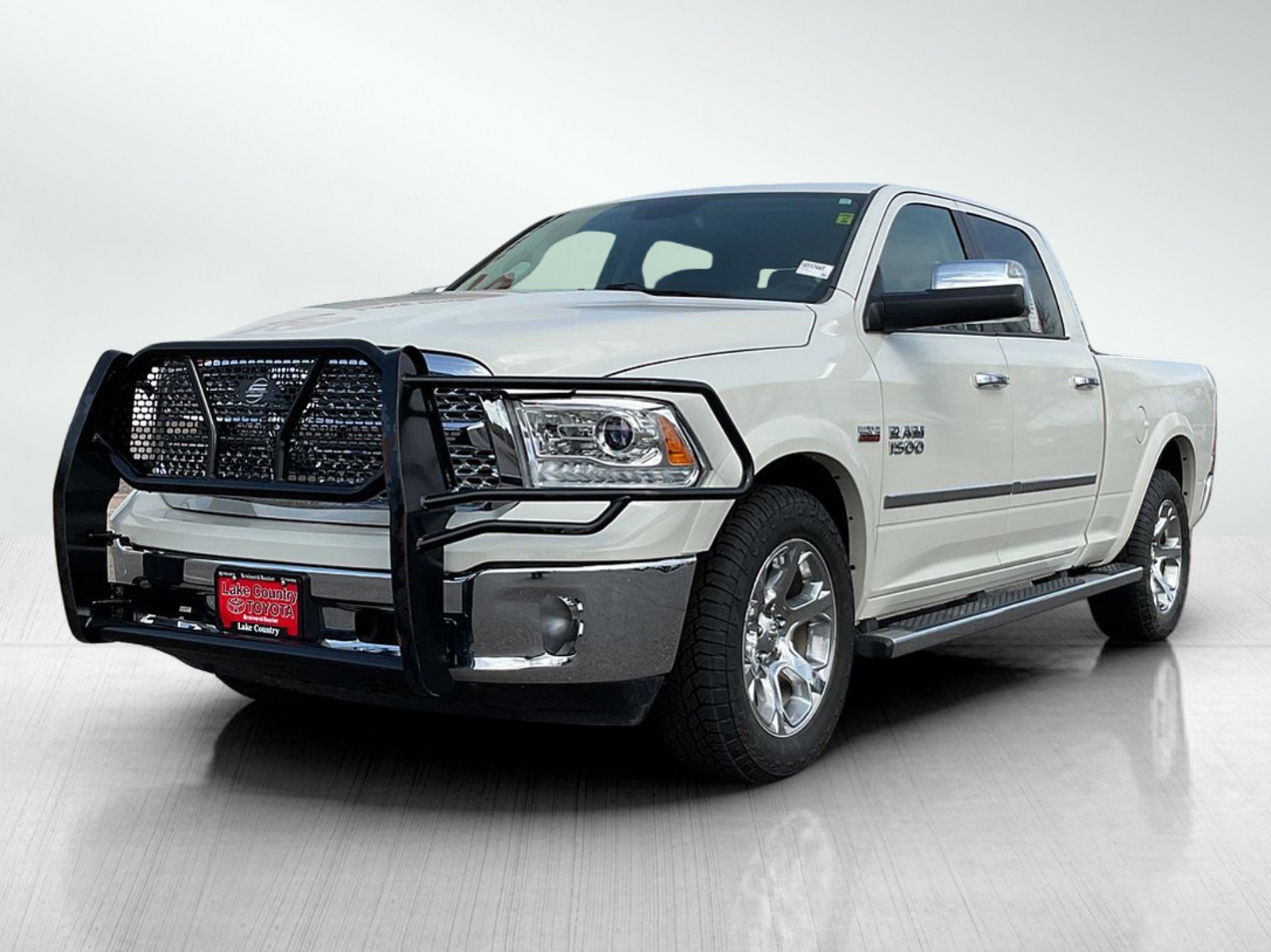 2016 RAM 1500 Laramie 4x4 Crew Cab 6'4's photo