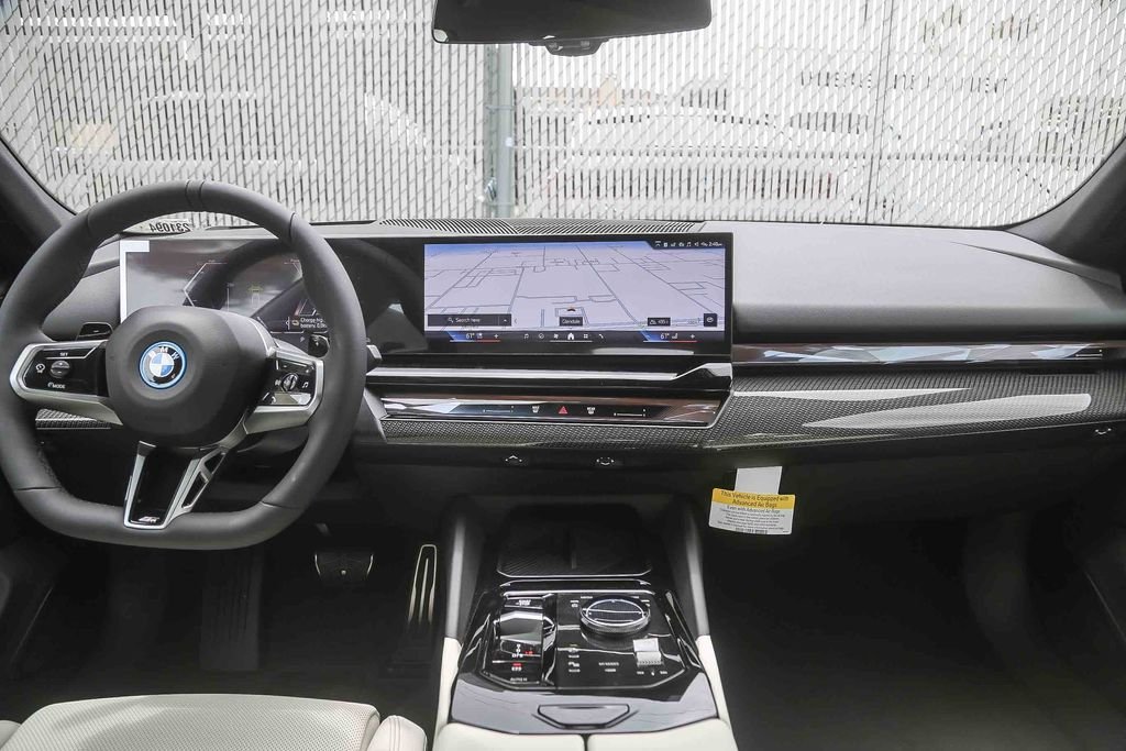New 2027 Brooklyn Grey Metallic BMW 550e xDrive image 9