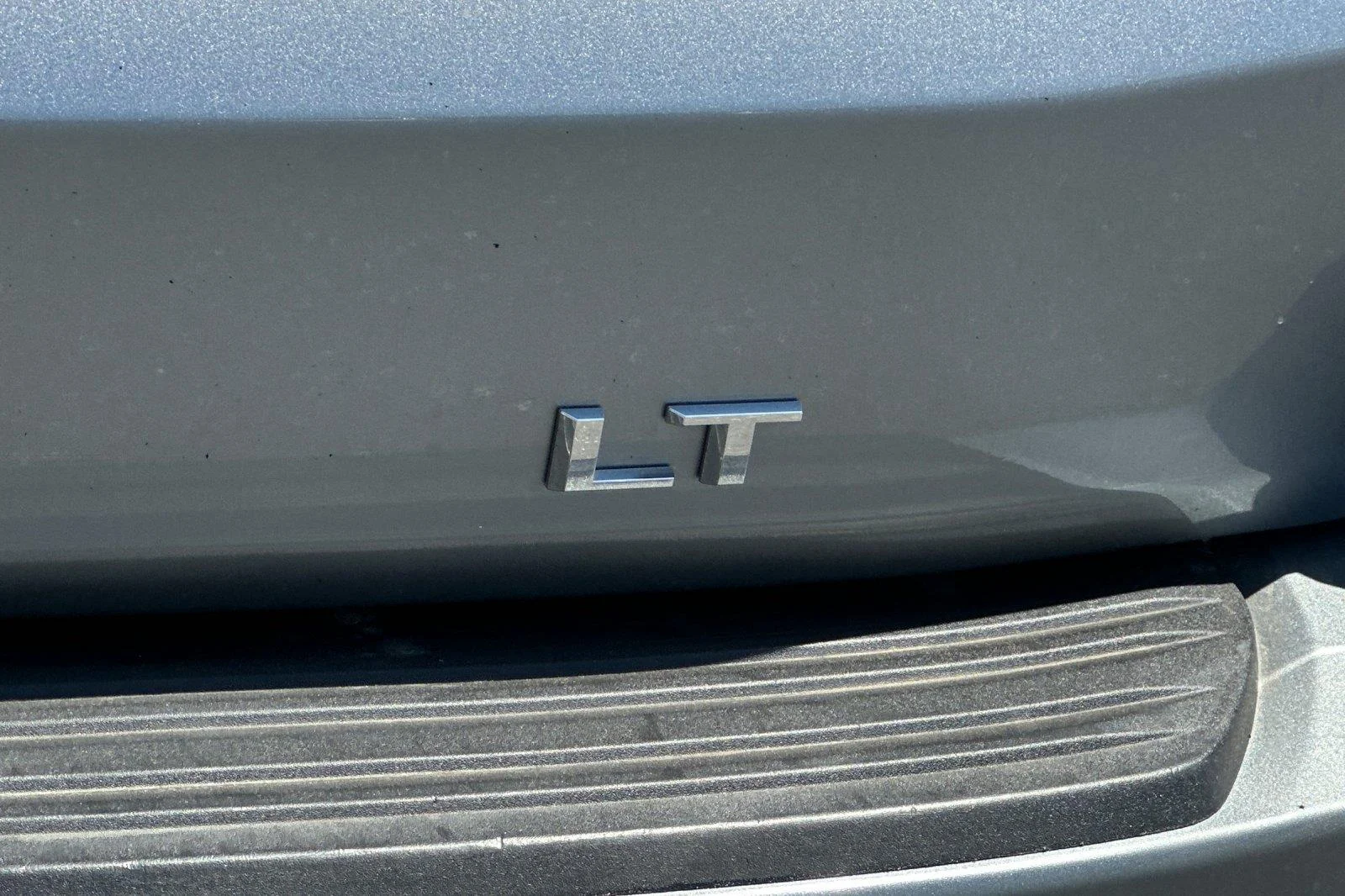 Used 2024 Sterling Gray Metallic Chevrolet LT image 27